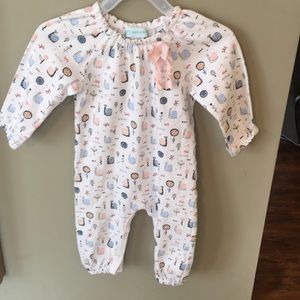 Baby girl outfit EUC only worn a few times.